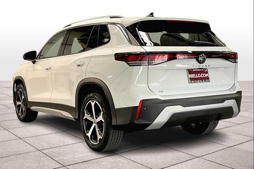 2025 Volkswagen Tiguan 2.0T SE