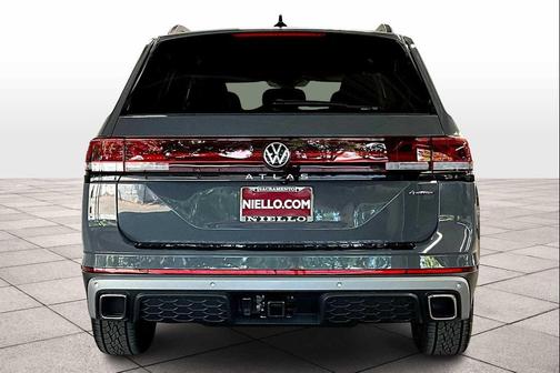 2026 Volkswagen Atlas 2.0T Peak Edition