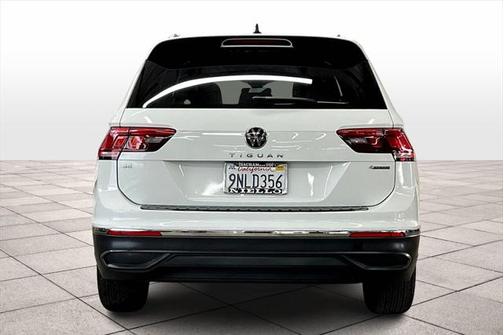 2024 Volkswagen Tiguan 2.0T SE 4MOTION