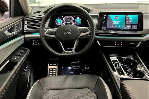 2025 Volkswagen Atlas 2.0T Peak Edition