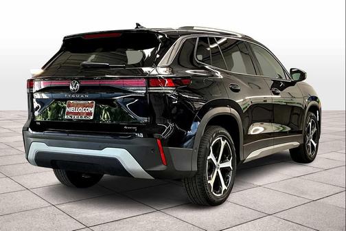 2025 Volkswagen Tiguan 2.0T SE 4MOTION