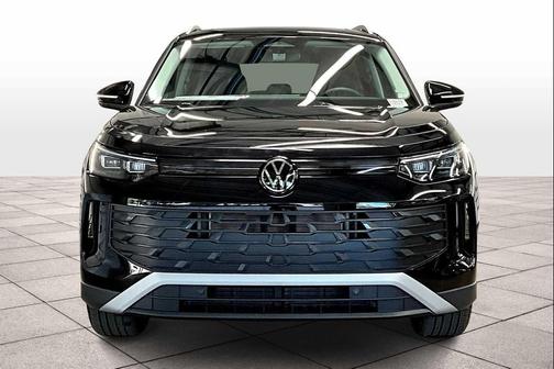 2025 Volkswagen Tiguan 2.0T SE 4MOTION