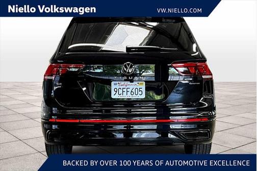 2022 Volkswagen Tiguan 2.0T SE R-Line Black 4MOTION