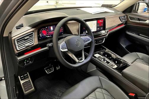2026 Volkswagen Atlas 2.0T SEL Premium R-Line 4MOTION