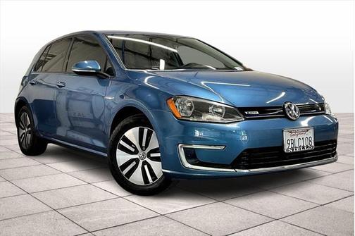 2016 Volkswagen e-Golf SE