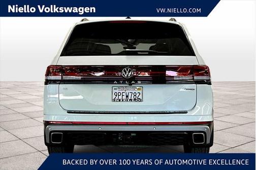 2025 Volkswagen Atlas 2.0T Peak Edition