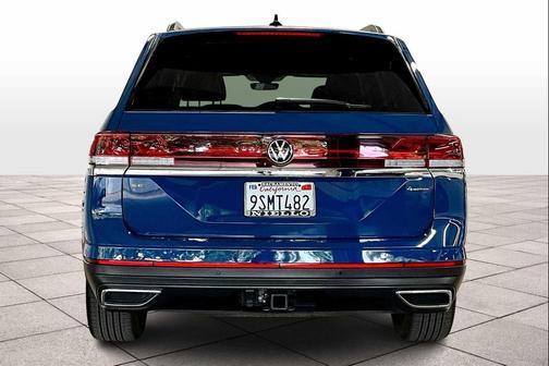 2025 Volkswagen Atlas 2.0T SE w/Technology 4MOTION