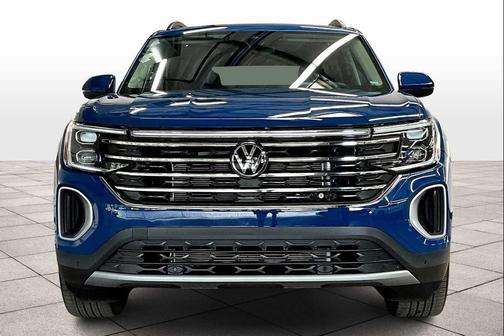 2025 Volkswagen Atlas 2.0T SE w/Technology 4MOTION