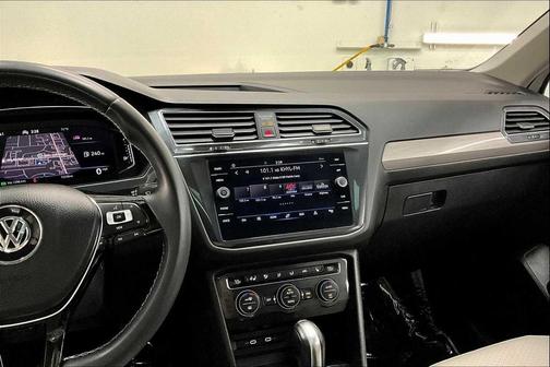 2021 Volkswagen Tiguan 2.0T SEL