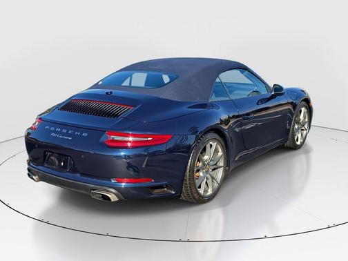 2018 Porsche 911 Carrera