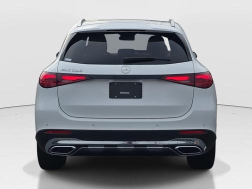 2026 Mercedes-Benz GLC 300 Base