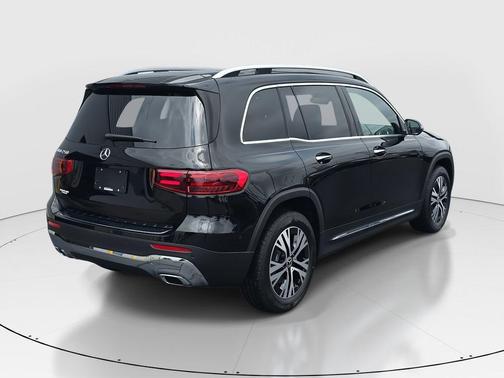 2026 Mercedes-Benz GLB 250 Base