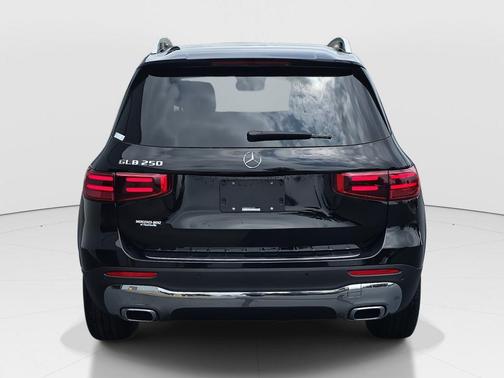 2026 Mercedes-Benz GLB 250 Base