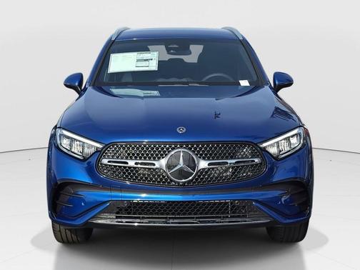 2026 Mercedes-Benz GLC 300 Base