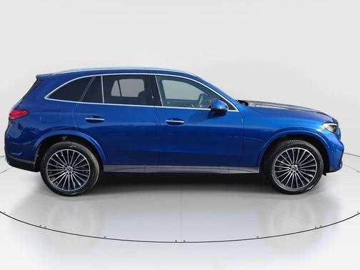 2026 Mercedes-Benz GLC 300 Base