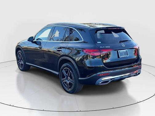 2026 Mercedes-Benz GLC 300 Base