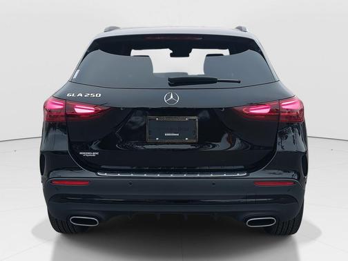 2025 Mercedes-Benz GLA 250 Base