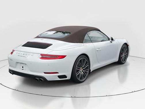 2018 Porsche 911 Carrera S