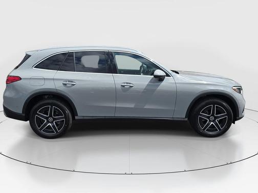 2026 Mercedes-Benz GLC 300 Base