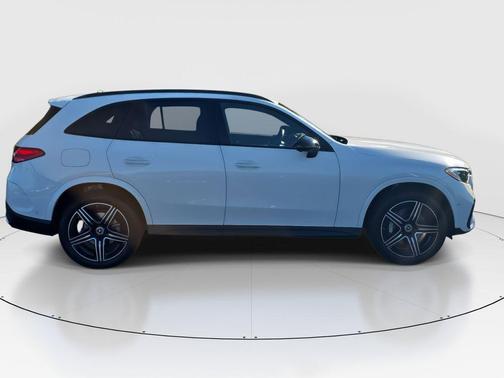 2026 Mercedes-Benz GLC 300 Base 4MATIC