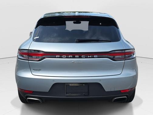 2021 Porsche Macan Base