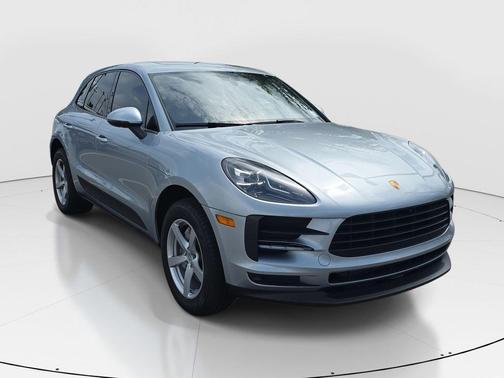 2021 Porsche Macan Base