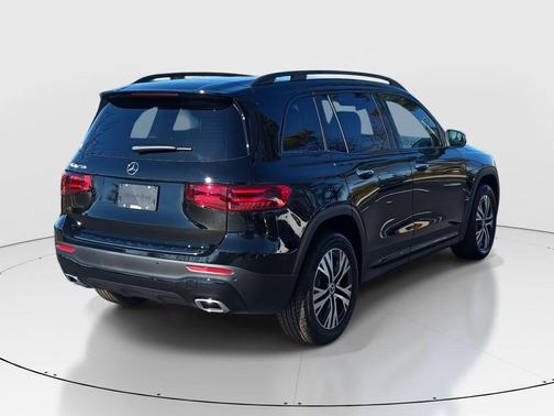 2026 Mercedes-Benz GLB 250 Base