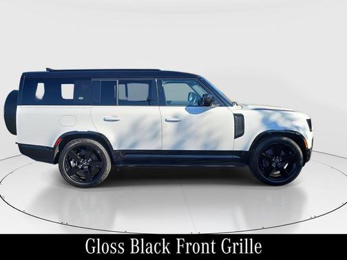 2023 Land Rover Defender X-Dynamic SE