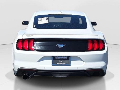 2020 Ford Mustang EcoBoost