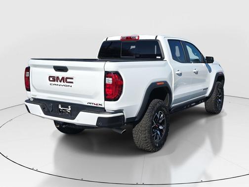 2024 GMC Canyon AT4X