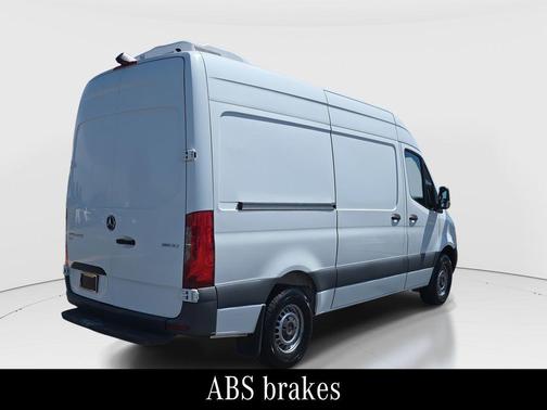 2020 Mercedes-Benz Sprinter 2500 144 WB