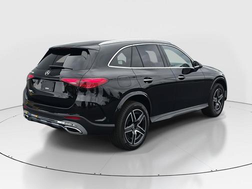 2026 Mercedes-Benz GLC 300 Base