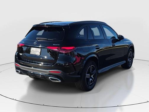 2026 Mercedes-Benz GLC 300 Base 4MATIC