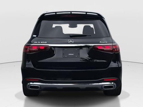 2026 Mercedes-Benz GLS 450 