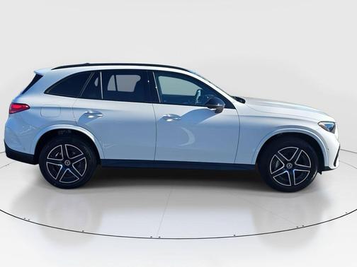 2026 Mercedes-Benz GLC 300 Base 4MATIC