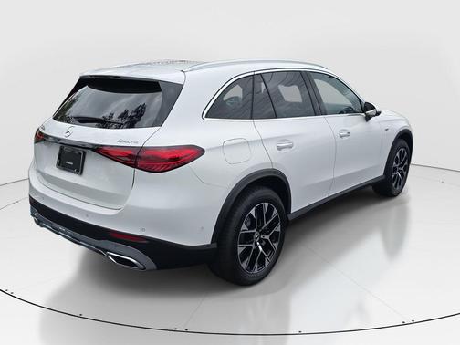 2025 Mercedes-Benz GLC 350e Base 4MATIC