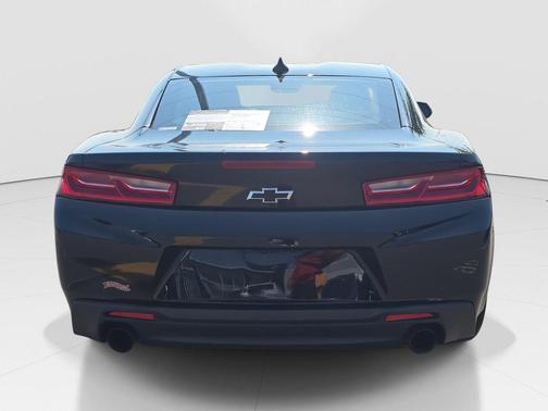 2018 Chevrolet Camaro 1LS