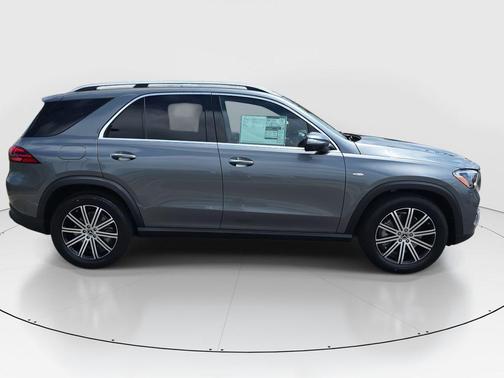 2025 Mercedes-Benz GLE 450e 4MATIC