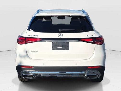 2026 Mercedes-Benz GLC 300 Base 4MATIC