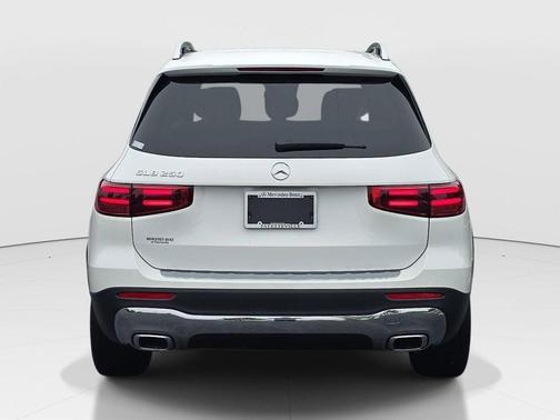 White 2026 Mercedes-Benz GLB 250 Base
