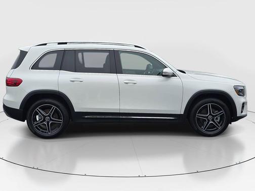 White 2026 Mercedes-Benz GLB 250 Base