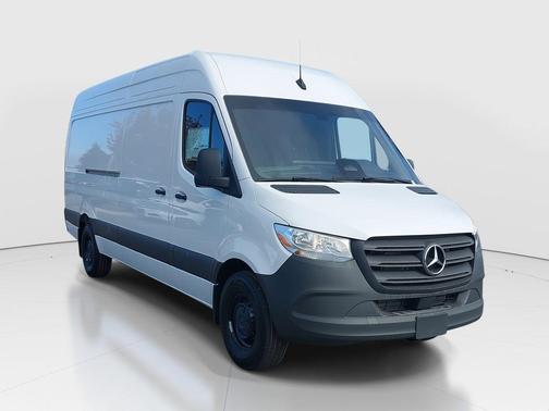 2025 Mercedes-Benz Sprinter 2500 High Roof