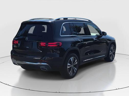 2025 Mercedes-Benz GLB 250 Base