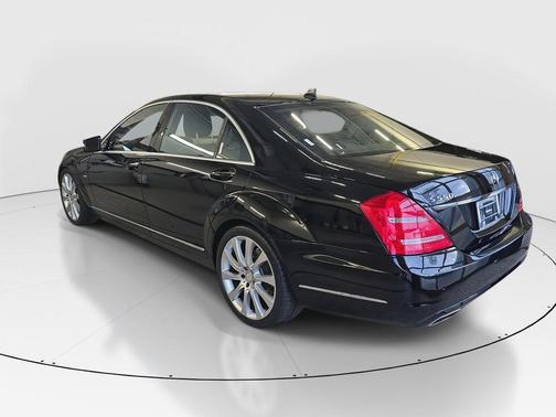 2012 Mercedes-Benz S-Class S 550