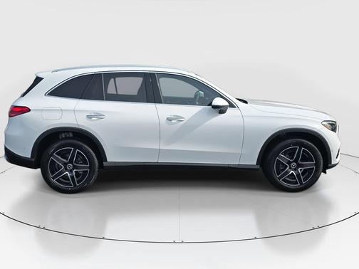 2026 Mercedes-Benz GLC 300 Base 4MATIC