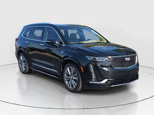 2022 Cadillac XT6 Premium Luxury FWD