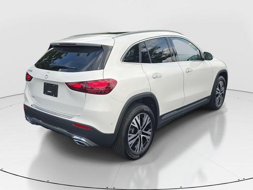 2025 Mercedes-Benz GLA 250 Base