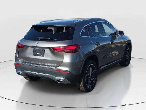 2026 Mercedes-Benz GLA 250 Base