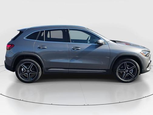 2026 Mercedes-Benz GLA 250 Base