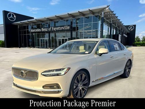 2023 Volvo S90 B6 Ultimate
